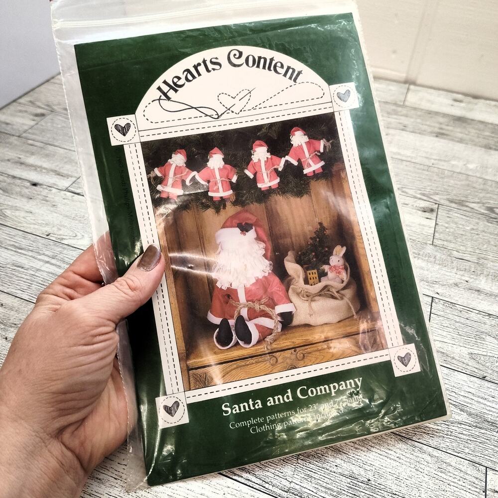 Santa and Company‎ Doll Patterns 1987 Vintage  Hearts Content Crafting Christmas